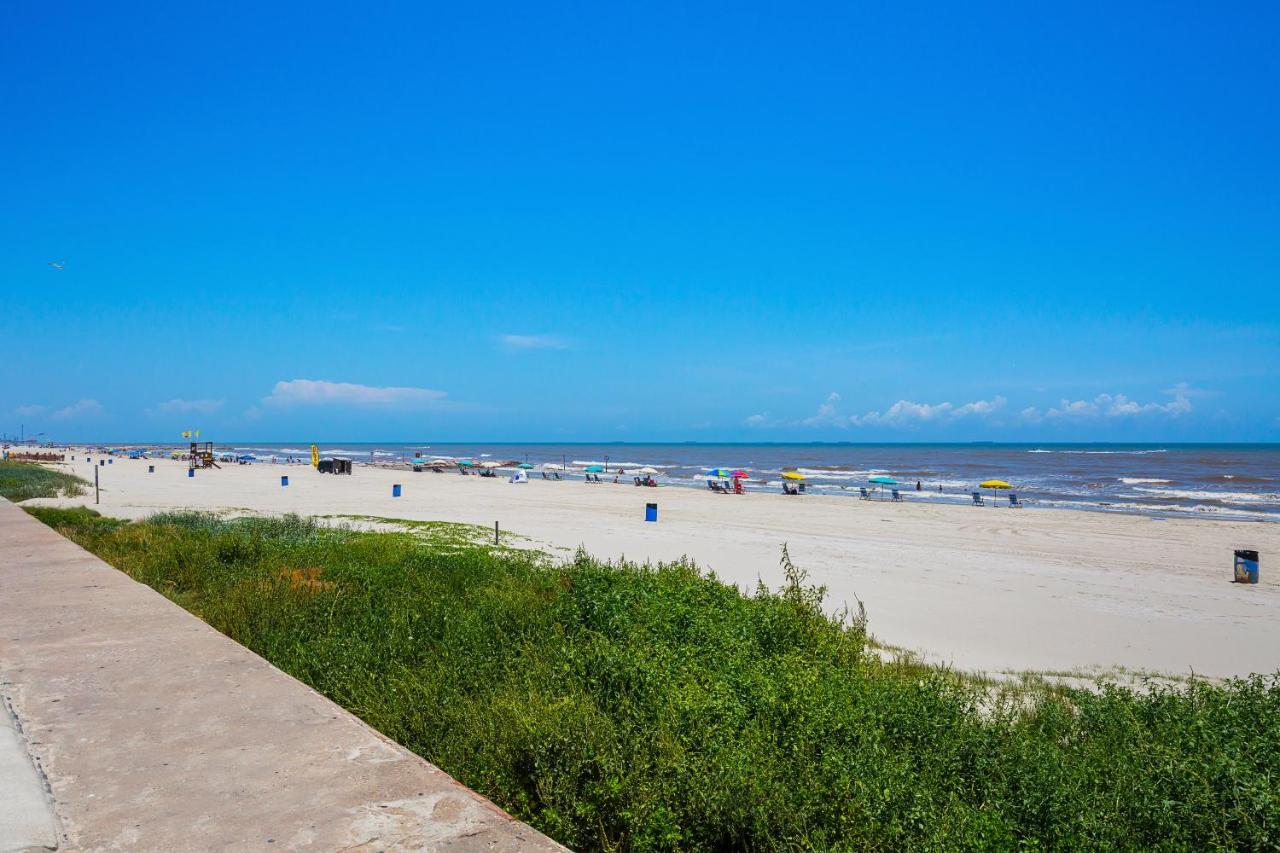 Beachfront Palms Hotel Galveston Exterior photo