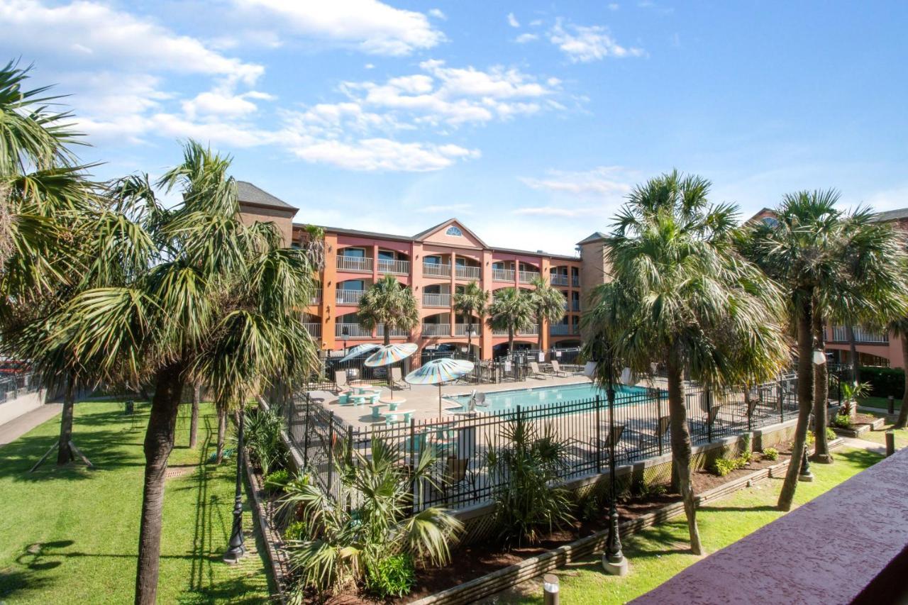 Beachfront Palms Hotel Galveston Exterior photo