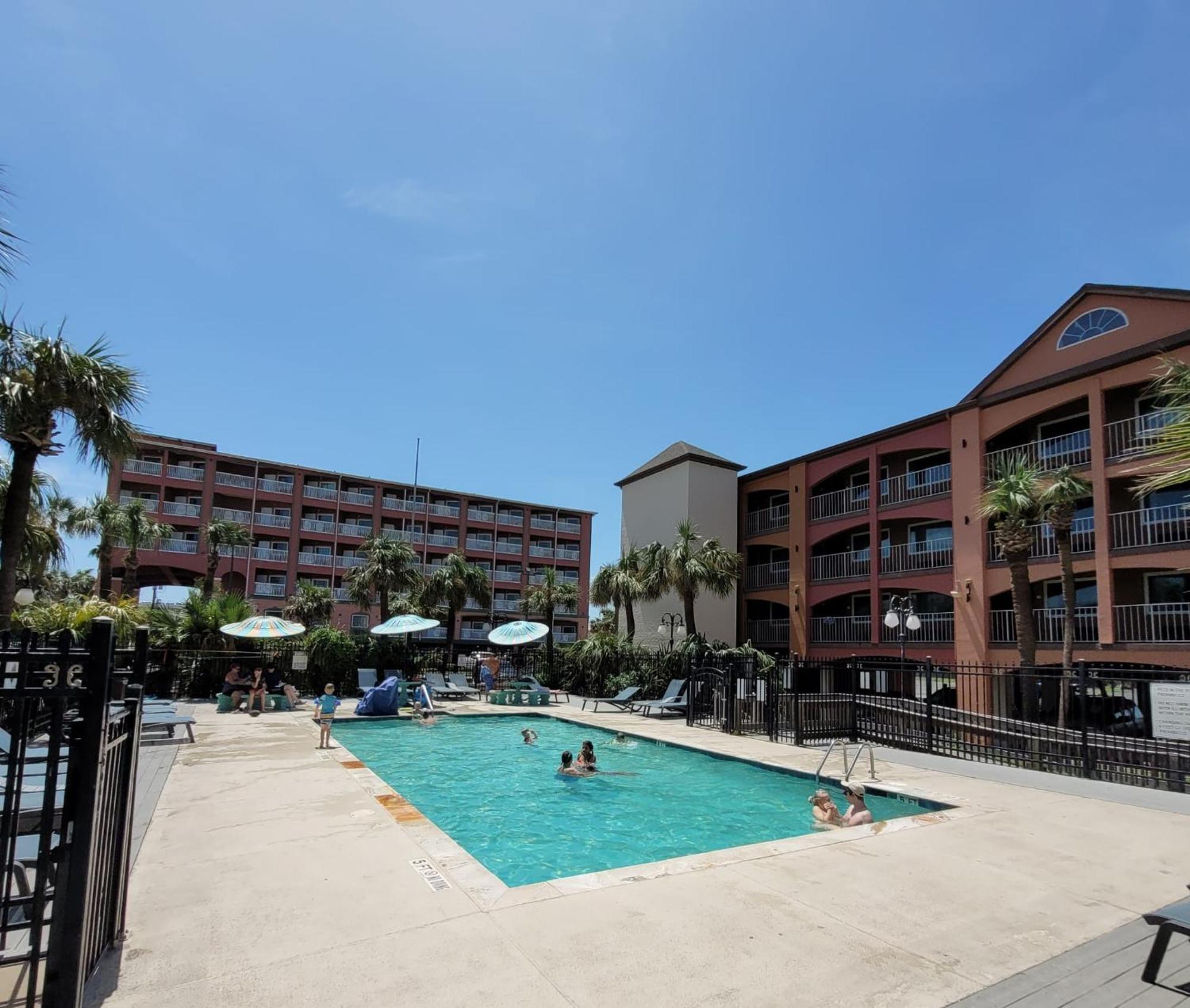 Beachfront Palms Hotel Galveston Exterior photo