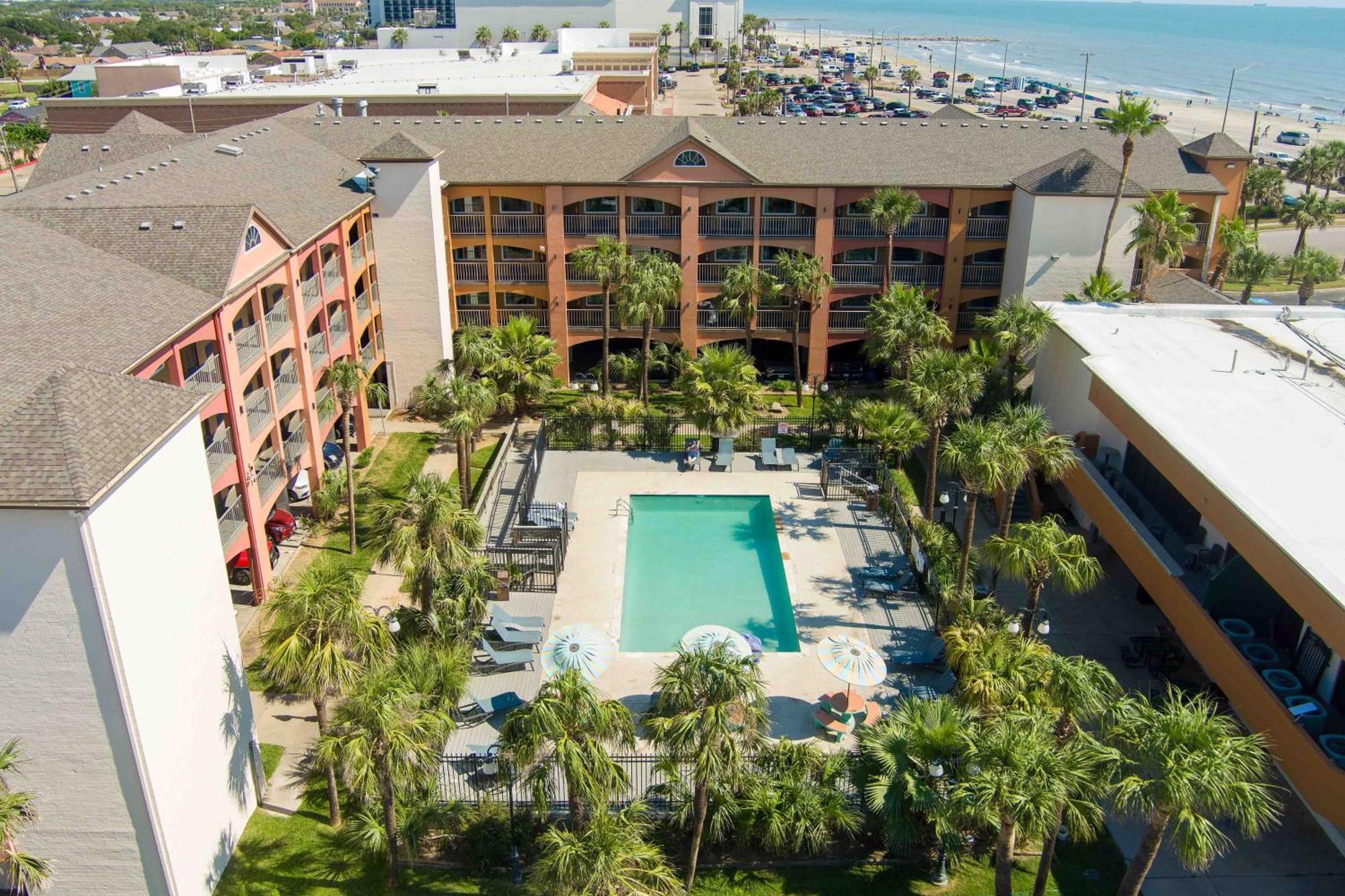 Beachfront Palms Hotel Galveston Exterior photo