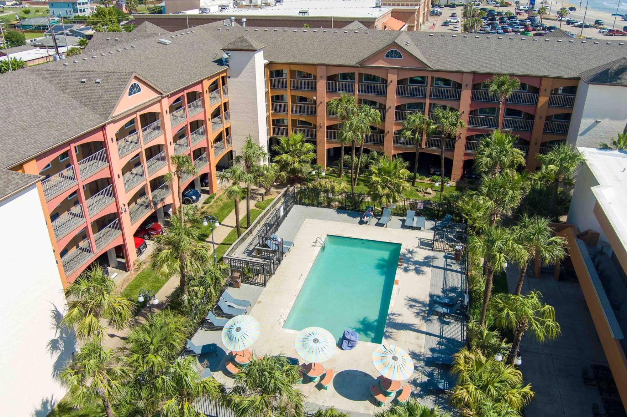 Beachfront Palms Hotel Galveston Exterior photo